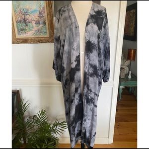 Promesa Tie Dye Kimono